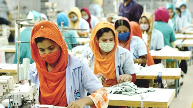 মার্কিন বাজারে তৈরি পোশাক ক্রয় কমছে, নতুন কৌশল খুঁজছে বাংলাদেশ