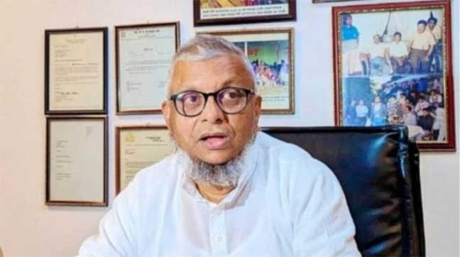 হঠাৎ লন্ডন সফরে সাবেক মেয়র আরিফুল