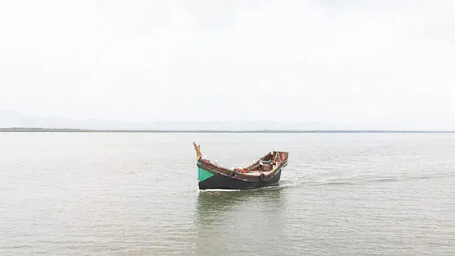 নাফ নদ থেকে চার জেলেকে নিয়ে গেছে আরাকান আর্মি