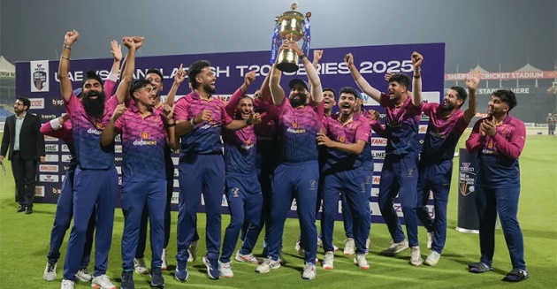 একসাথে অনেক রেকর্ড আরব আমিরাতের