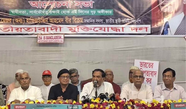 ছাত্রদের উপদেষ্টা পরিষদে রাখা বিরাট ভুল হয়েছে