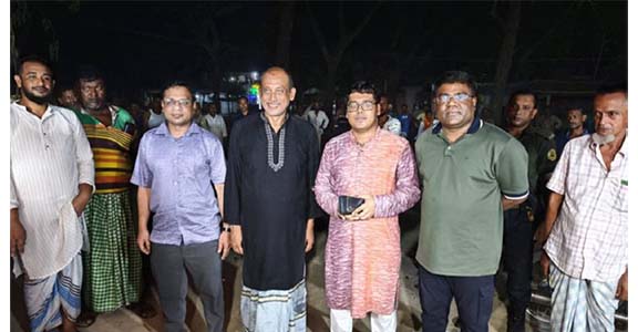মাজার ছেড়ে পরিবারে ফিরলেন সমু চৌধুরী