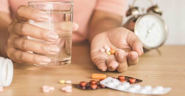 খালি পেটে ওষুধ খেলে হতে পারে ভয়াবহ বিপদ