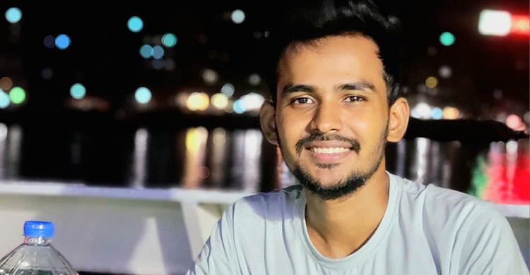 গোপালগঞ্জে কারফিউ জারির পর যে বার্তা দিলেন উপদেষ্টা আসিফ মাহমুদ
