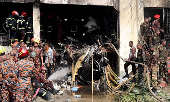 ৩৩ দিন মৃত্যুর সঙ্গে লড়ে চলে গেল তাসনিয়া