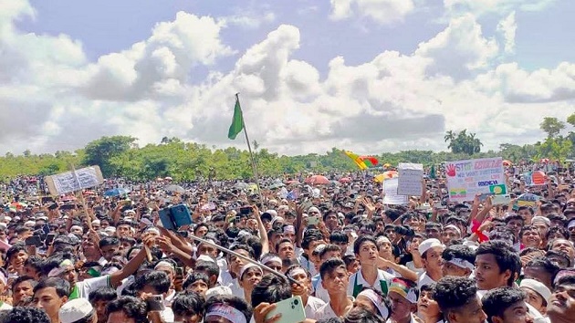 লাখো রোহিঙ্গার সমাবেশে দাবি: নিরাপদ প্রত্যাবাসন চাই আমরা