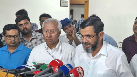 ফেরারি আসামিদের ভোটে অযোগ্য রাখার প্রস্তাব
