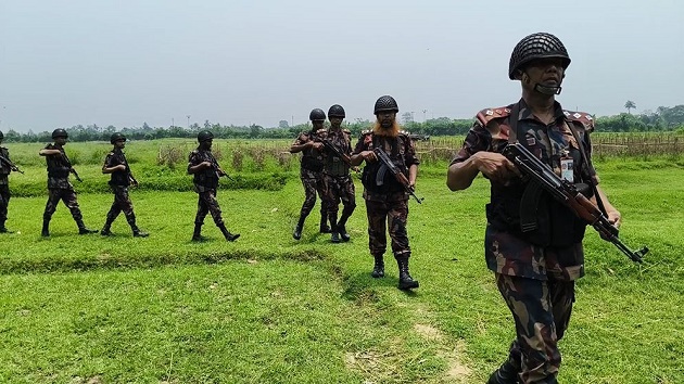 মেজর জেনারেল কবীর নিখোঁজ, আখাউড়া সীমান্তে সতর্কাবস্থা
