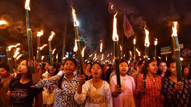 কেন রাস্তায় নামছে না ভারতের জেন-জি?