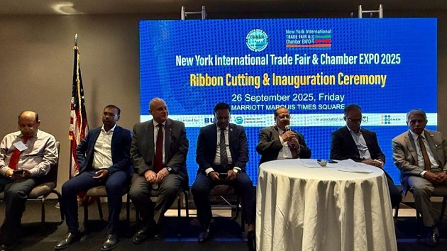 বৈশ্বিক পোশাক শিল্পে অবদানের সম্মাননা পেল বিজিএমইএ