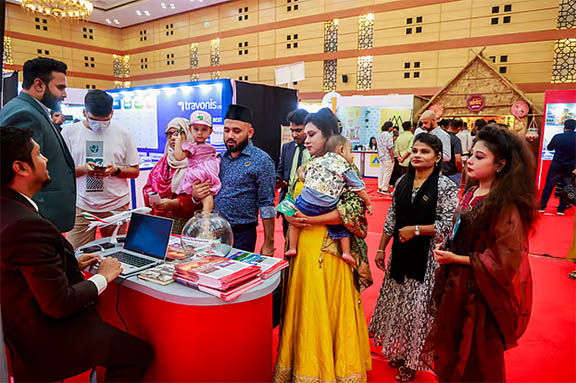 বিমান টিকিট ও ভ্রমণ প্যাকেজে নানা ছাড়