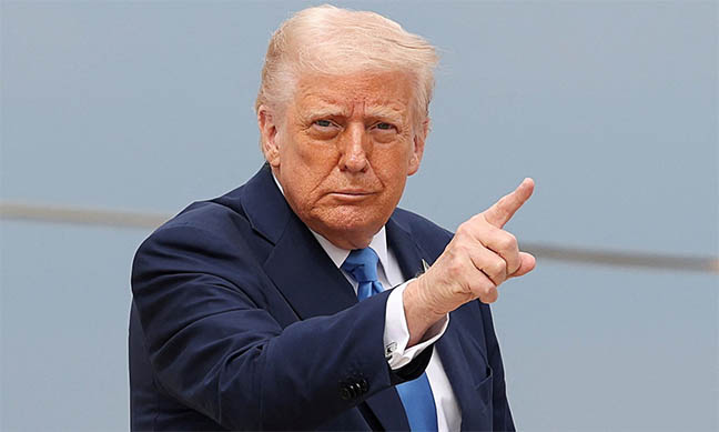 চলতি অর্থবছরে সবচেয়ে কম শরণার্থী নেওয়ার ঘোষণা ট্রাম্পের