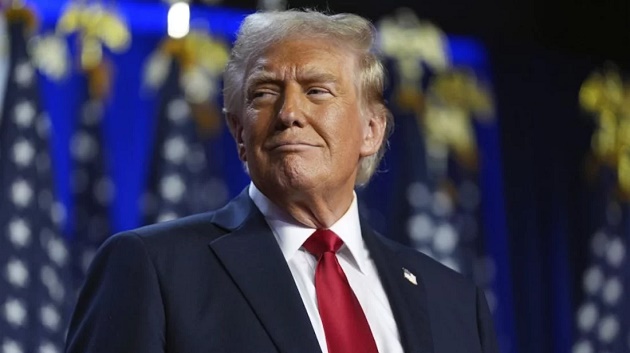 অভিবাসী মাকে মাটিতে ফেলে নির্যাতন, তবু সন্তুষ্ট নন ট্রাম্প