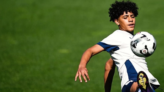 রোনালদো জুনিয়রের প্রথম গোল, একই দিনে মাঠ মাতালেন বাবা-ছেলে