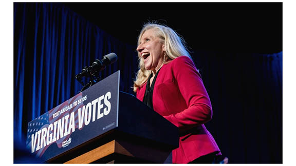 ভার্জিনিয়ার প্রথম নারী গভর্নর অ্যাবিগেইল স্প্যানবার্গার