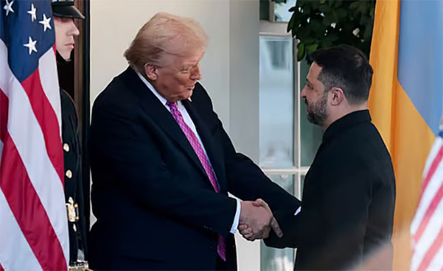 ইউক্রেনকে বৃহস্পতিবার পর্যন্ত সময় বেঁধে দিলেন ট্রাম্প