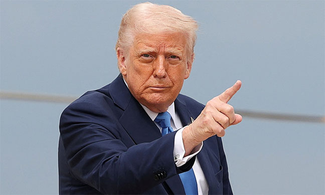 মুসলিম ব্রাদারহুডের বিভিন্ন শাখাকে ‘সন্ত্রাসী গোষ্ঠী’ ঘোষণার নির্দেশ ট্রাম্পের