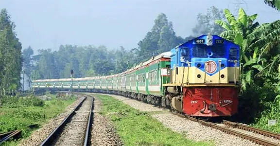 ভাড়া বাড়লো পূর্বাঞ্চলের ট্রেনের 