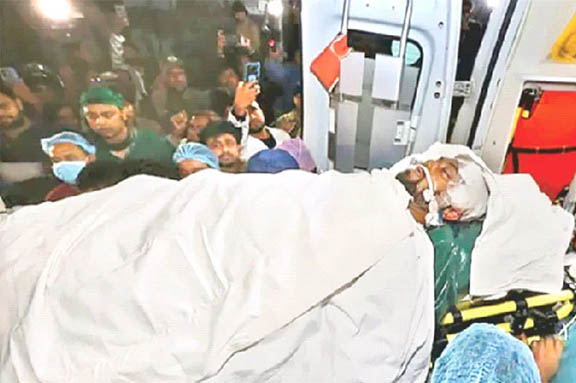 'শঙ্কামুক্ত নন ওসমান হাদি, আগামী ৭২ ঘণ্টা অত্যন্ত ঝূঁকিপূর্ণ'