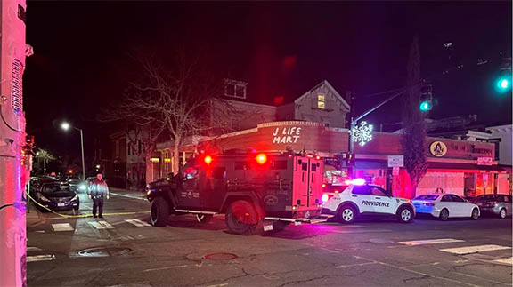 যুক্তরাষ্ট্রের ব্রাউন বিশ্ববিদ্যালয়ে বন্দুকধারীর গুলিতে ২ শিক্ষার্থী নিহত