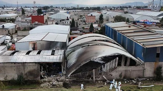 জরুরি অবতরণের সময় বিধ্বস্ত বিমান, নিহত ৭