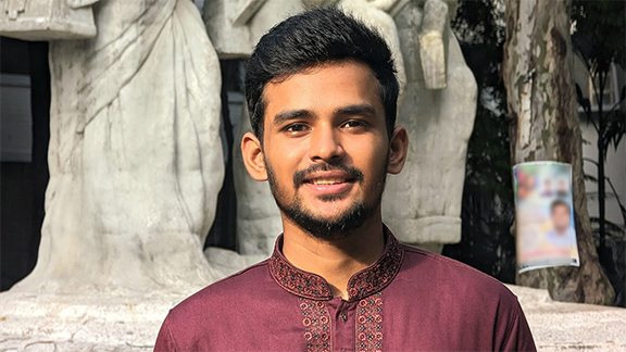 আসিফ মাহমুদের ৩০ লাখ অনুসারীর পেজ রিমুভ করল ফেসবুক