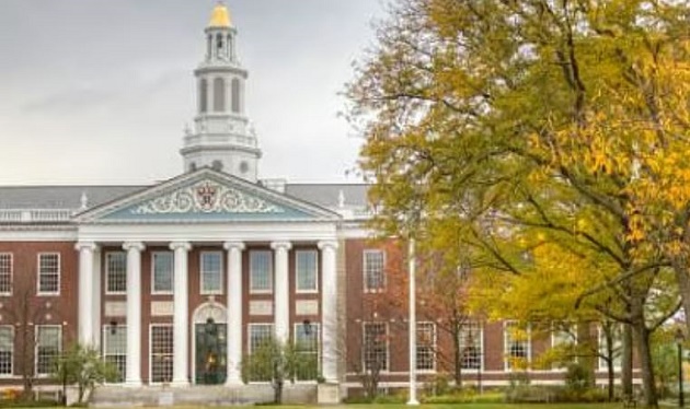 হামাসের পক্ষে অবস্থান নেওয়ায় হার্ভার্ড বিশ্ববিদ্যালয়ের ফান্ডিং বন্ধ