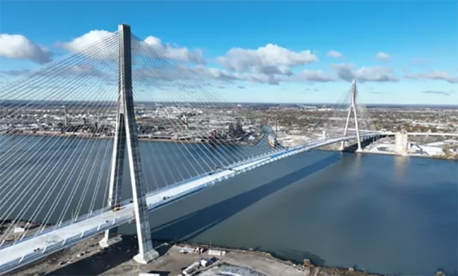 ডেট্রয়েট–কানাডা সেতুর উদ্বোধন বন্ধের হুমকি ট্রাম্পের