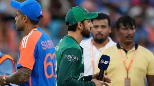 আলোচিত ভারত-পাকিস্তান হাইভোল্টেজ ম্যাচ আজ