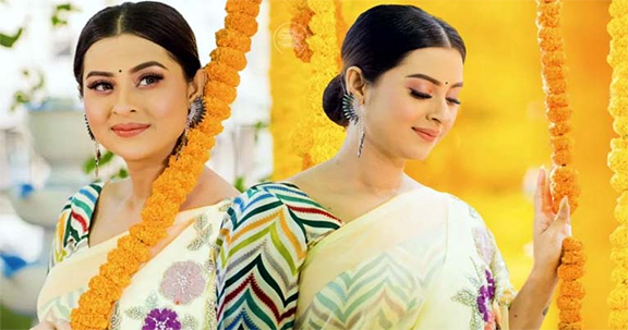 বুবলীর বাসন্তী ভালোবাসা