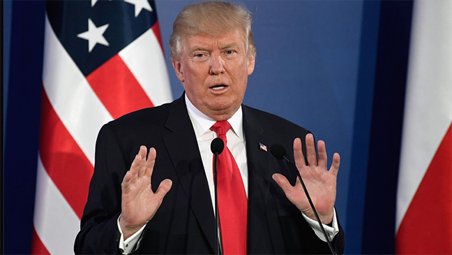 বিশ্বের সব দেশের ওপর ১০ থেকে বাড়িয়ে ১৫% শুল্ক ঘোষণা ট্রাম্পের