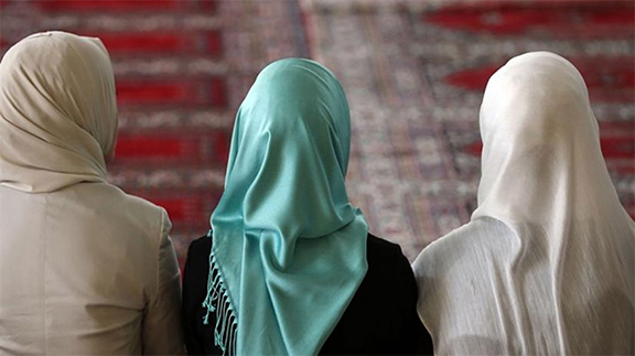 নারীদের জামাতে নামাজ ও ইমামতি