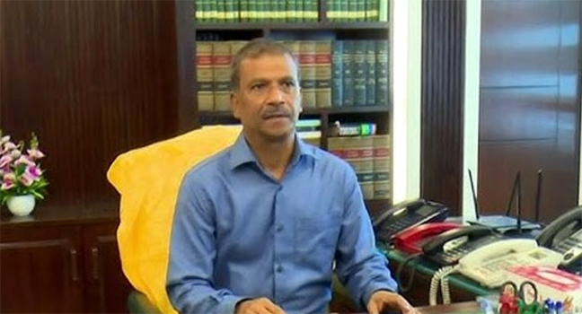 উপদেষ্টা আসিফ নজরুলের আইন মন্ত্রণালয়ে বদলি বাণিজ্য শতকোটি টাকা