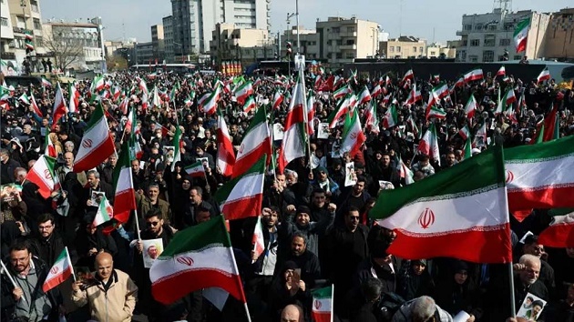 নতুন নেতার সমর্থনে ইরানে ব্যাপক শোভাযাত্রা