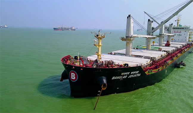 মিসাইল আতঙ্ক : কাছে গিয়েও হরমুজ প্রণালি পেরোতে পারেনি বাংলার জয়যাত্রা