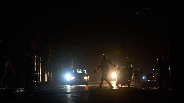 মার্কিন অবরোধে ধুঁকছে কিউবা, দৈনিক লোডশেডিং ১০ ঘণ্টা