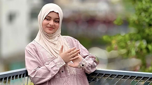 বিয়ে করলেন সেই লুবাবা!