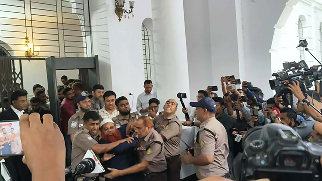 আবু সাইদ হত্যা মামলার রায়ের পর হট্টগোল, ‘জয় বাংলা’ স্লোগান