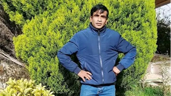 ‘আমার পোলাডারে ধরতে দিও, আমি নিজের হাতে মাটি দিমু’