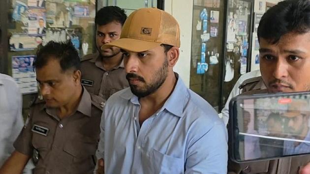 আদালতে আত্মসমর্পণ করলেন জাহের আলভী