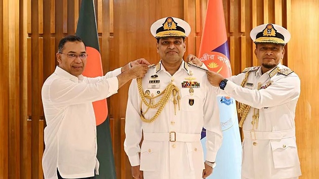 এডমিরাল পদে পদোন্নতি পেলেন নৌবাহিনী প্রধান