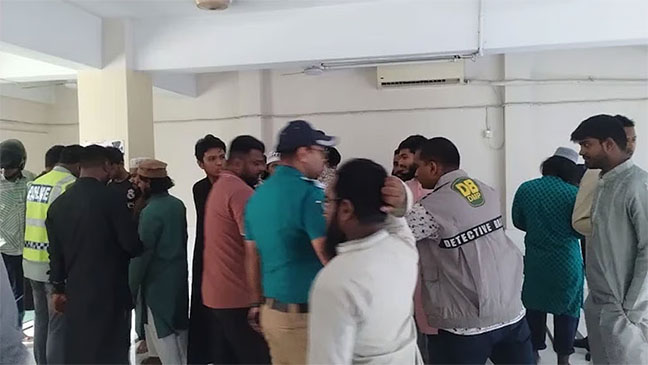 ‘উগ্রবাদী সংগঠন’ গড়ার পরিকল্পনা থেকে মসজিদে বৈঠক: স্বরাষ্ট্রমন্ত্রী