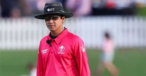 ভারতের মাটিতে বাংলাদেশি আম্পায়ারের সিদ্ধান্ত নিয়ে আলোচনা ও সমালোচনা
