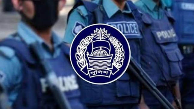 অ্যাকশনে গেলে রাজনৈতিক প্রভাবে বদলি, কি করবে পুলিশ 