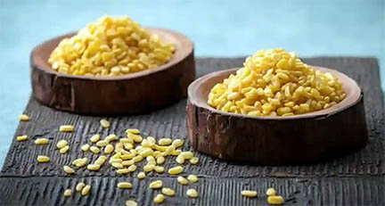 মুগ ডালের আড়ালে বিক্রি হচ্ছে ভারতের ‘মথ’ ডাল!